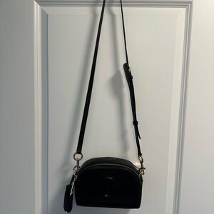 MARC JACOBS Shutter crossbody bag black leather with gold hardware